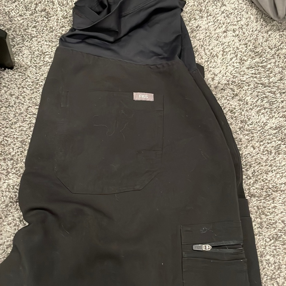 Large figs maternity scrub pants